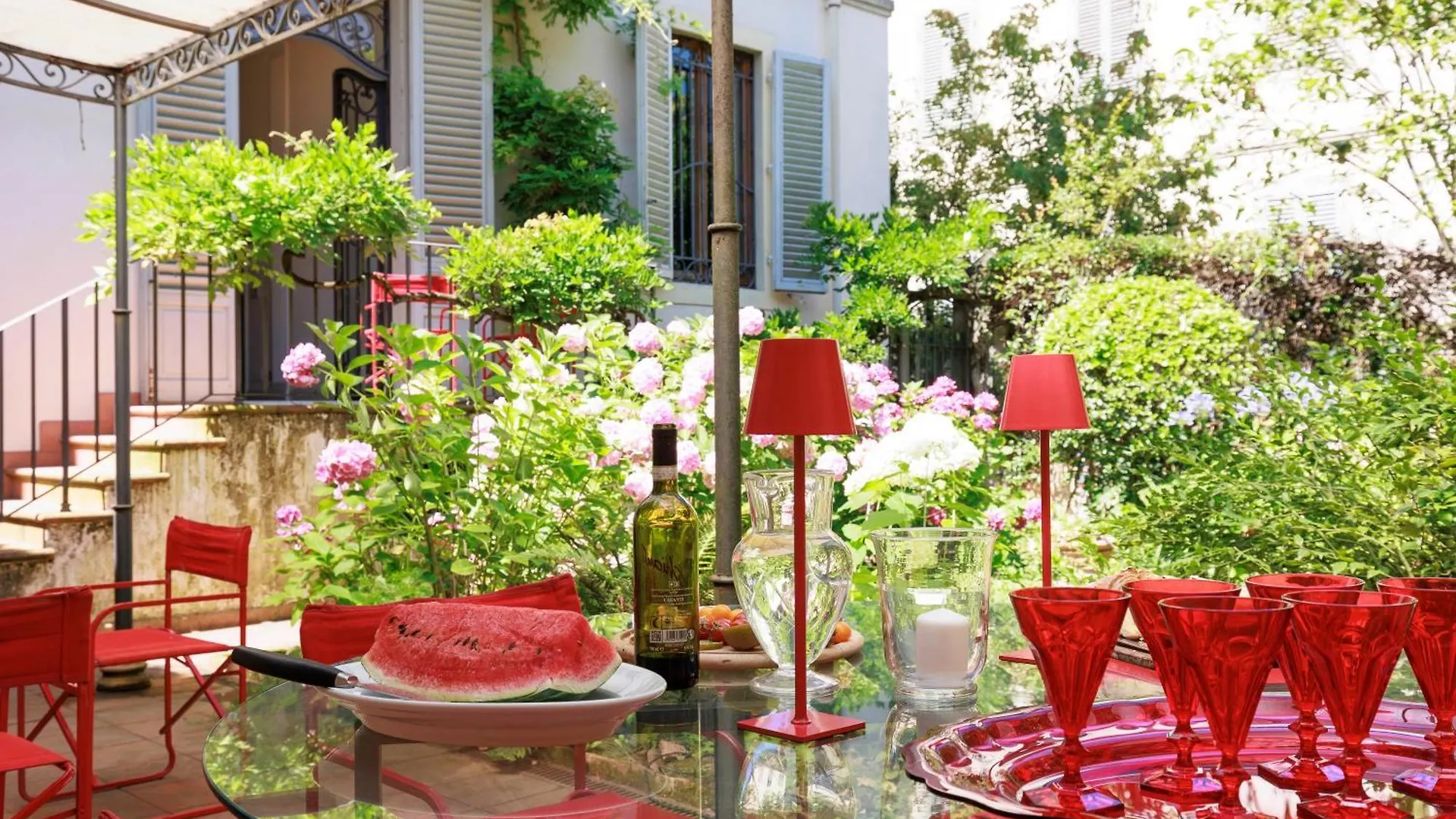 Florence Huge Apartment With Private Garden Olaszország