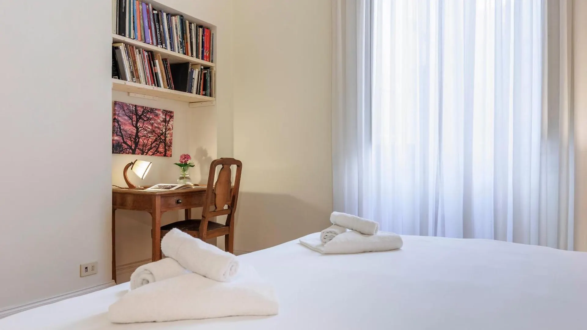 Florence Huge Apartment With Private Garden 0*,